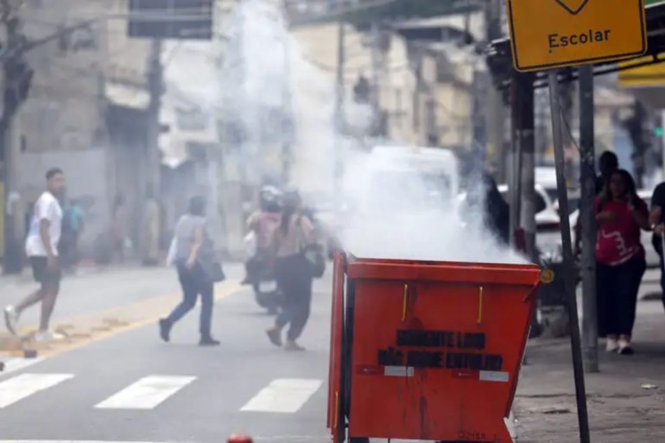 Governo do Rio de Janeiro evidencia atuação do Comando Vermelho nos EUA
