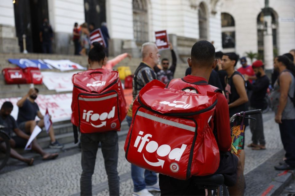 Entregadores do iFood