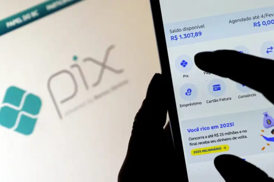 Instabilidade na nuvem da Amazon afeta Pix, redes sociais e companhias aéreas