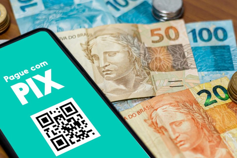 84% dos brasileiros acreditam que fintechs promovem inclusão e muitos temem alta nas taxações, aponta AtlasIntel