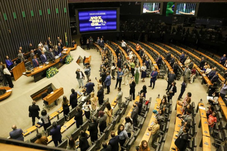 Medida Provisória: entenda o que é, tramitação e seus efeitos jurídicos