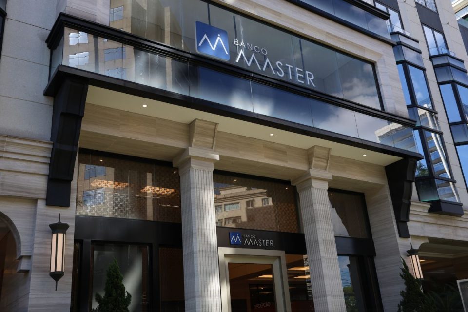 CVM possui mais de 300 processos contra o Master