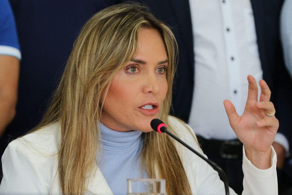 Celina Leão acumula críticas, embates políticos e desafios à frente do GDF