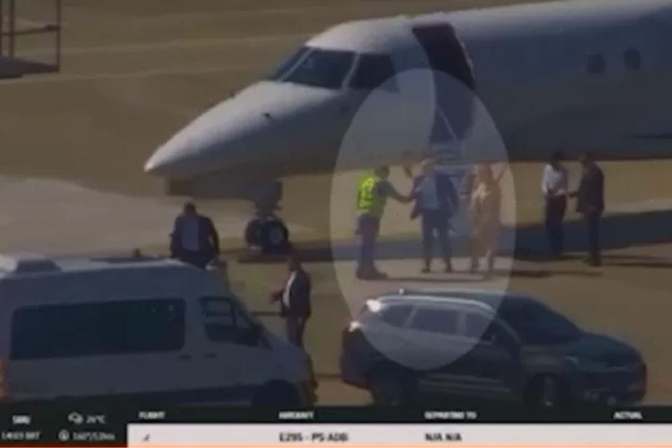 Vídeo registra viagem de Moraes em jatinho de Vorcaro