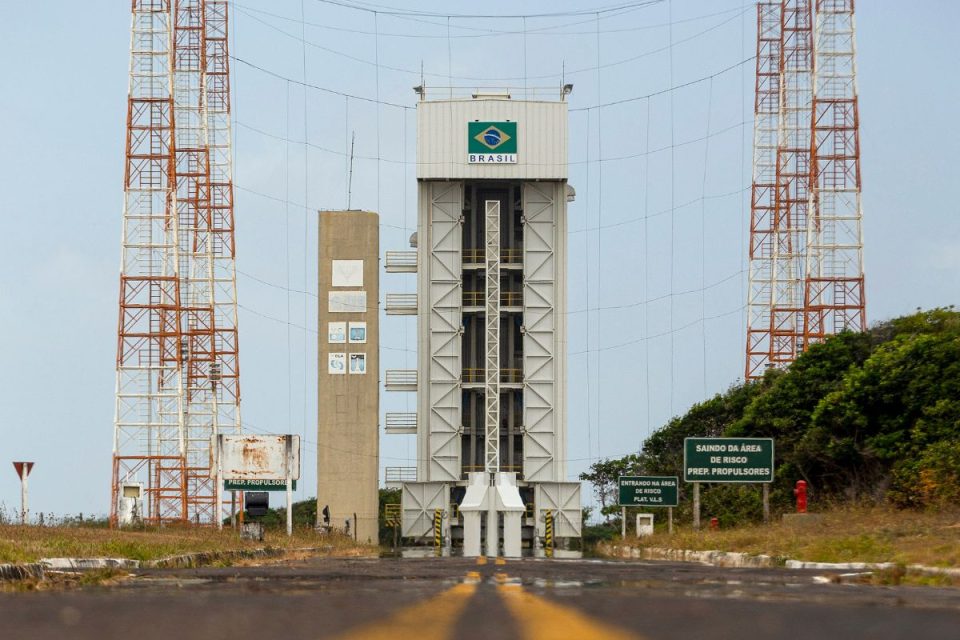 3 fatores que podem fazer Brasil ganhar força na corrida espacial, segundo Portal da Indústria