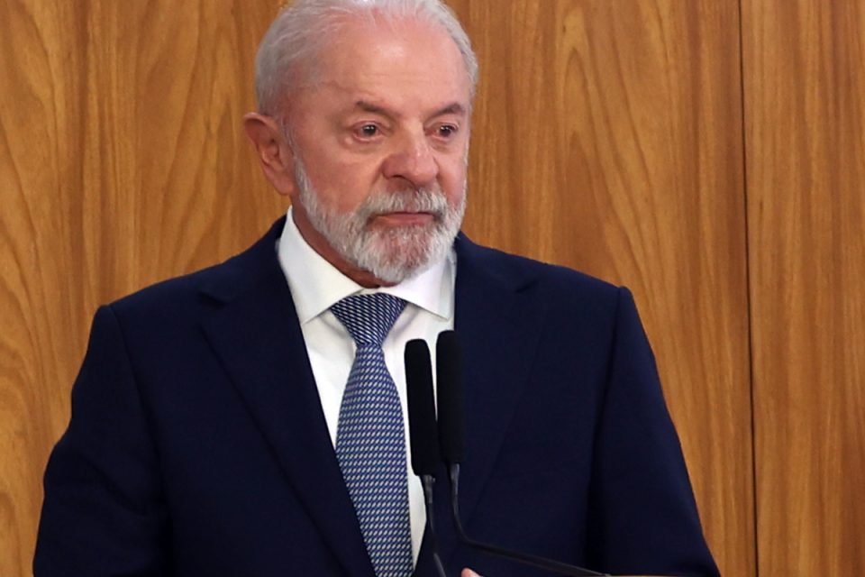 Quaest aponta Lula liderando em todos os cenários para as eleições de 2026; confira detalhes