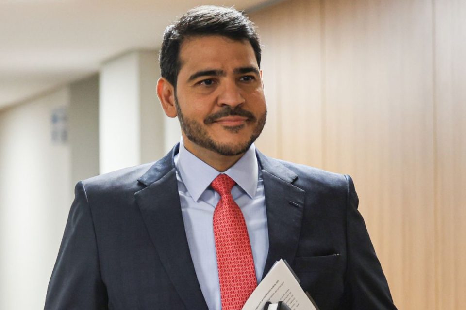 Jorge Messias: o nome técnico e discreto que desponta para o Supremo