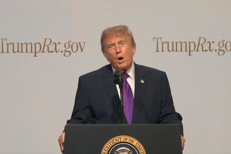 Donald Trump afirma que realizará novo ataque ao Irã até a próxima semana