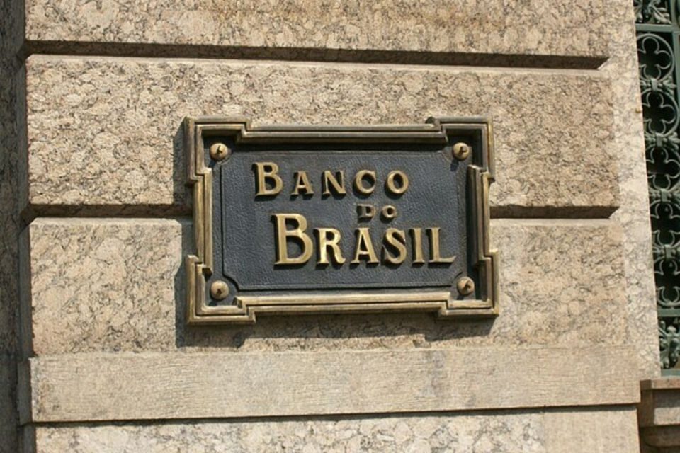 Quando e por que foi criado primeiro banco no Brasil?