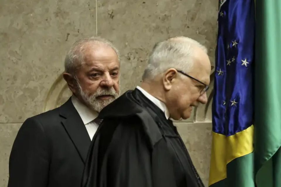 Lula defende o STF