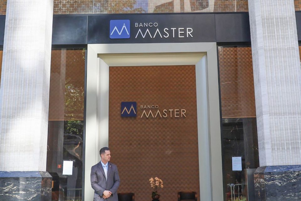 Ofício revela exigências do BC ao Master meses antes da intervenção