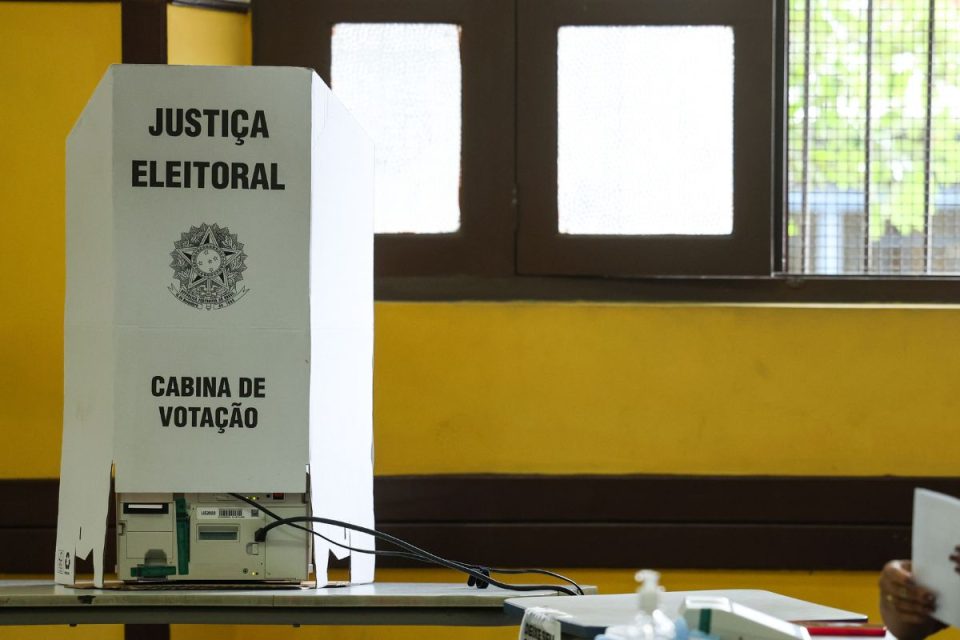 Janela partidária termina com 119 deputados trocando de sigla; entenda o impacto na Câmara
