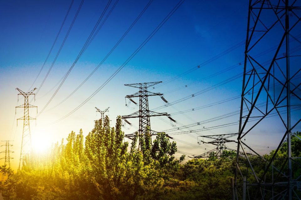 Energia mais barata influencia resultado da inflação em outubro; entenda