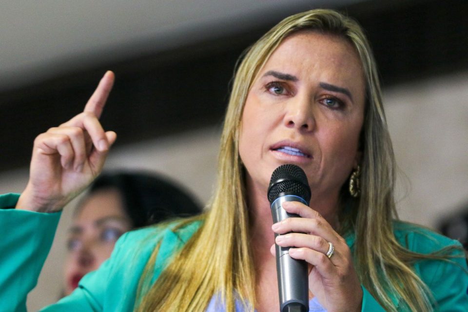governadora Celina Leão