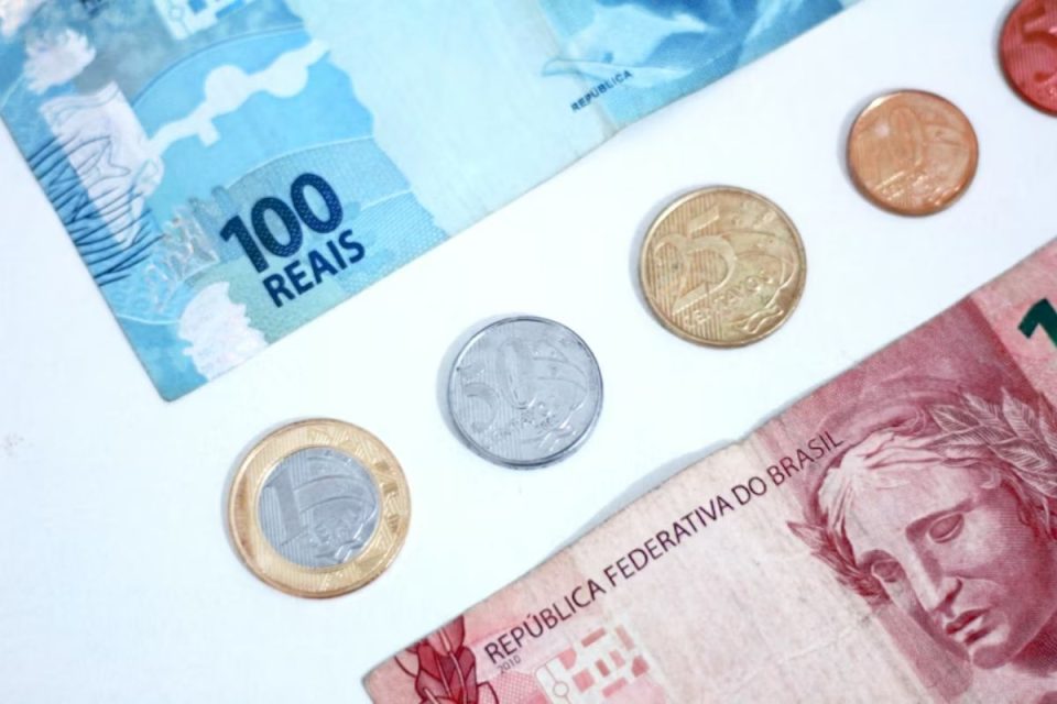 PIS/Pasep 2025: mais de 140 mil trabalhadores ainda não resgataram o benefício; saiba como consultar
