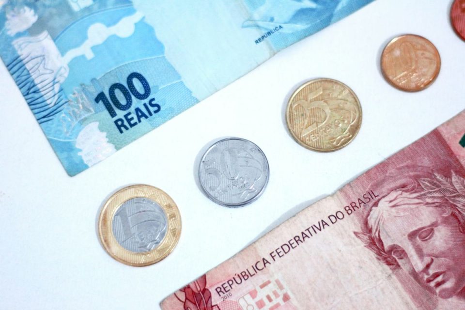 Entenda o que muda após o último Copom e por que o BC mantém cautela com a Selic em 14,75%