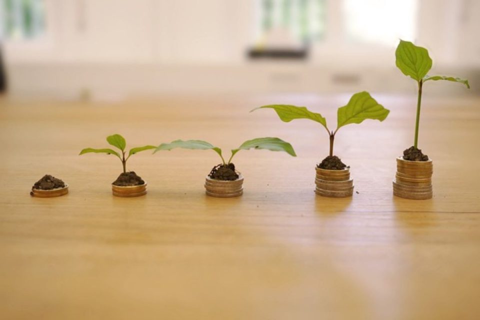Taxas DIs futuras fecham estáveis sem catalisadores no mercado local
