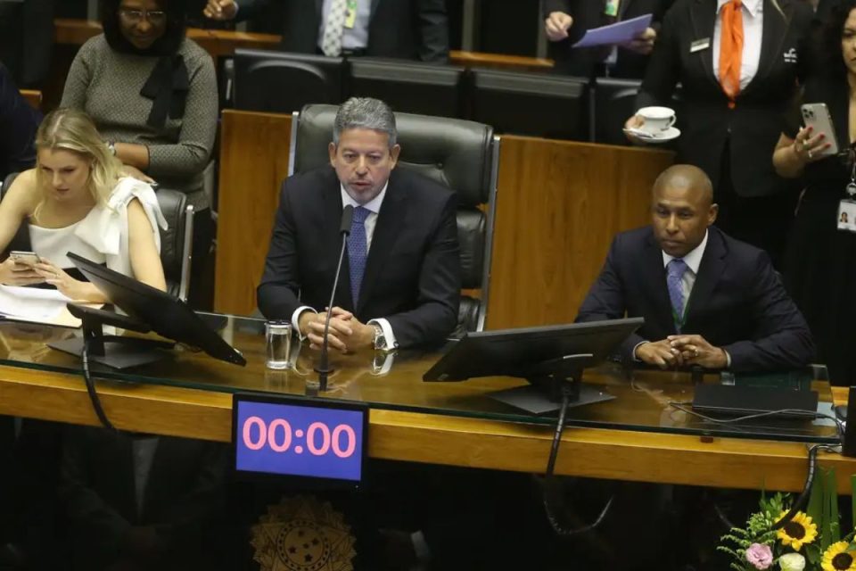 Câmara debate integração e uso de dados na nova PEC da Segurança Pública