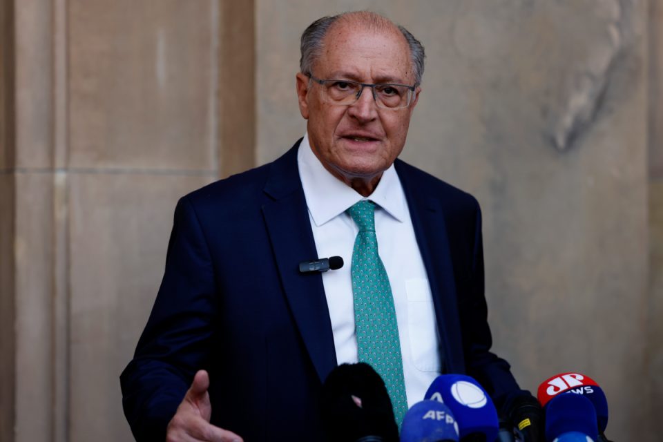 Agenda de quinta tem Alckmin na Índia, CPMI do INSS, votação da PLDO e mais; confira