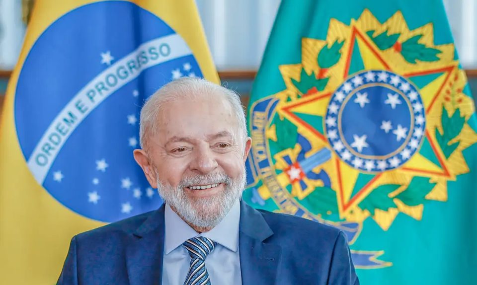 Mesmo com rivais no IR, governo garante vitória