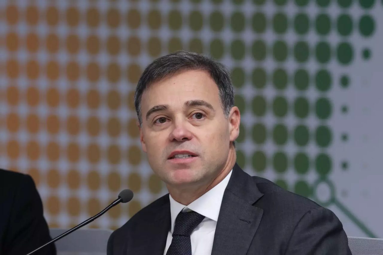 Mendonça afasta chefe da PF por achar que foi espionado