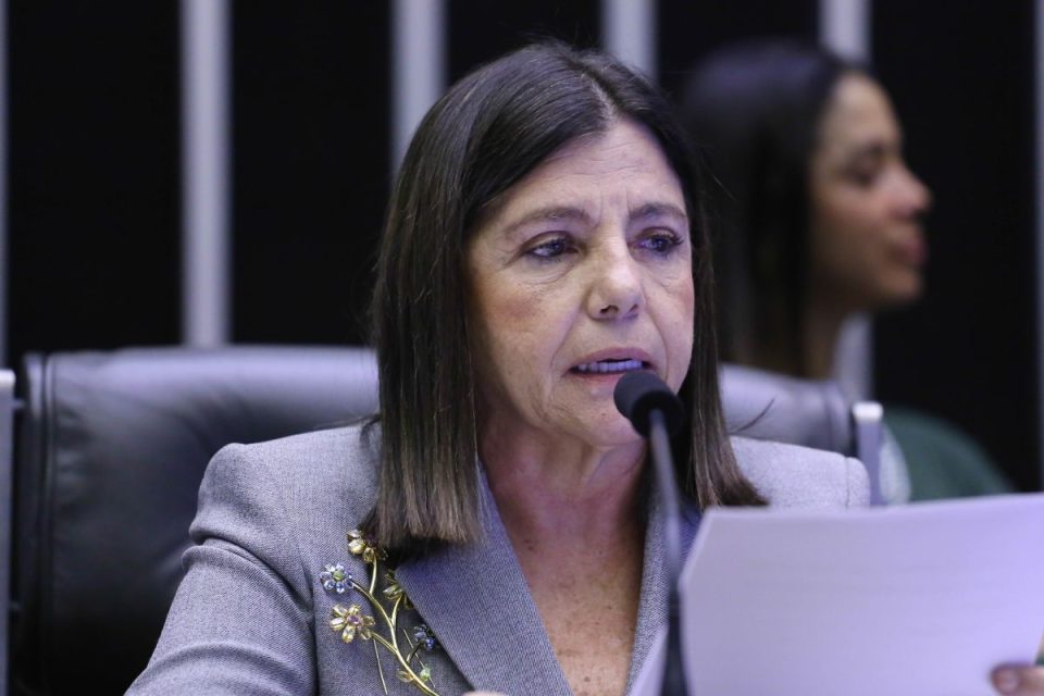 Saiba quem é Roseana Sarney, candidata ao Senado pelo Maranhão