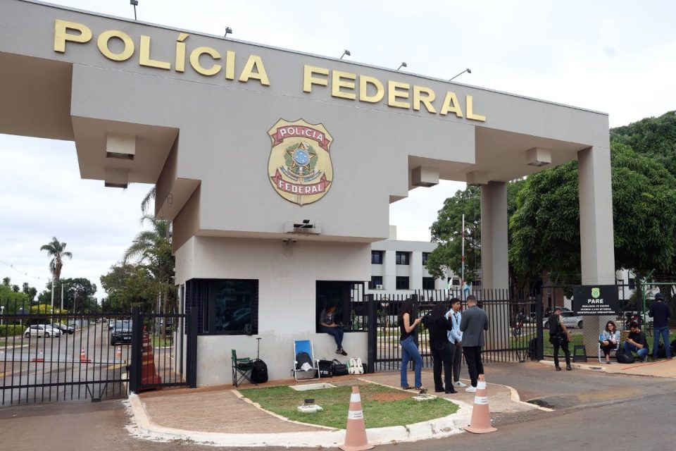 PF investiga desvio de emendas Pix para contratação de shows