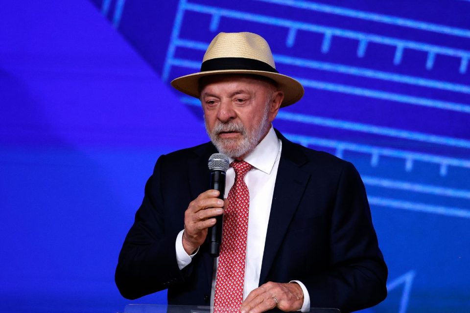 Entenda por que avanço da direita na América do Sul não se repete no Brasil