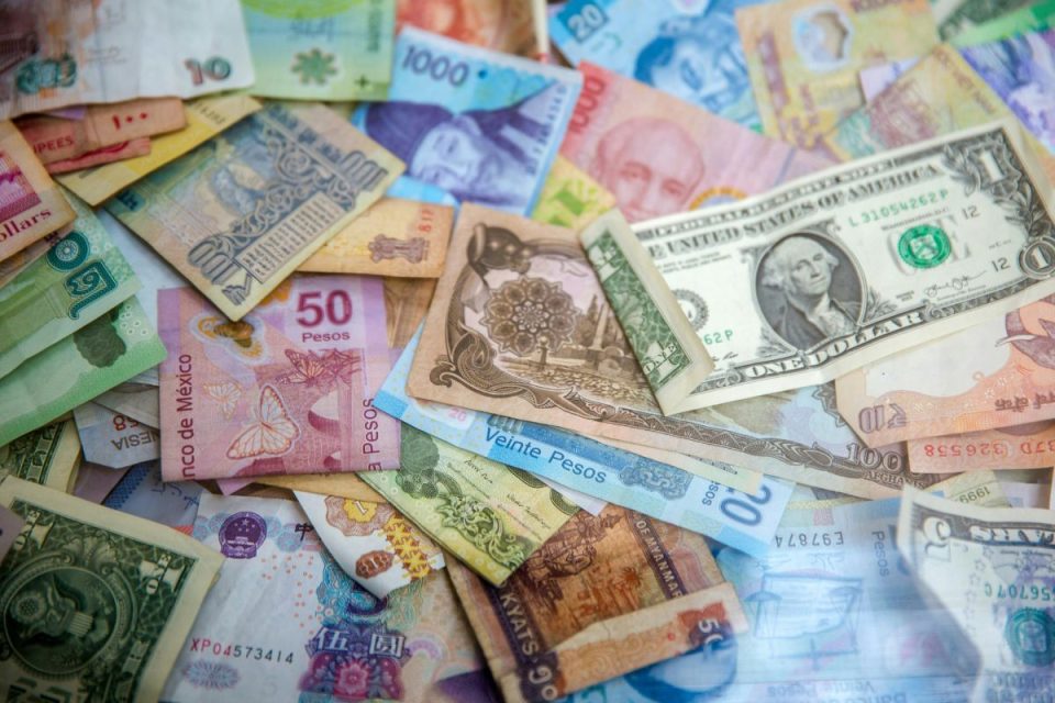 Saiba quais países mais cobram impostos no mundo