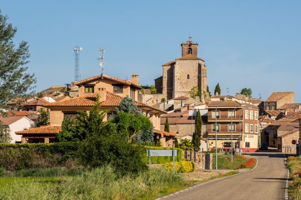 Cidade na Espanha busca voluntários para se mudar e oferece casa e emprego