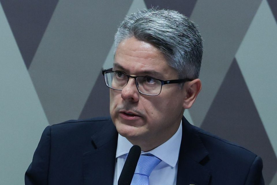 Entenda os embates de Gilmar Mendes com Romeu Zema e Alessandro Vieira