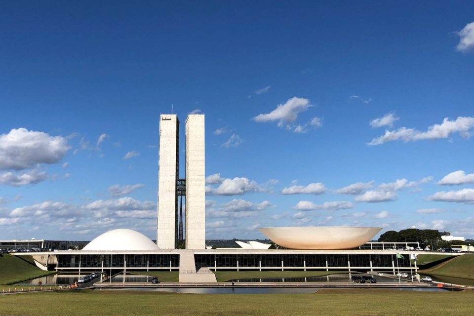 O que são e o que fazem os líderes partidários da Câmara?