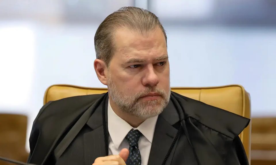 Entenda o motivo que levou à saída da relatoria de Toffoli e ao afastamento do julgamento de Moraes