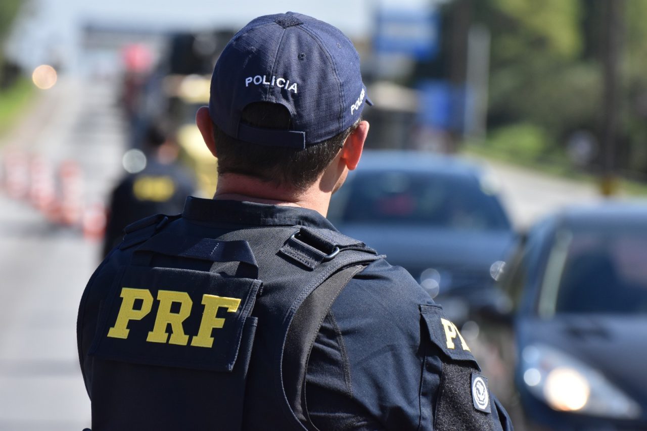 Polícia Rodoviária Federal empareda o governo Lula