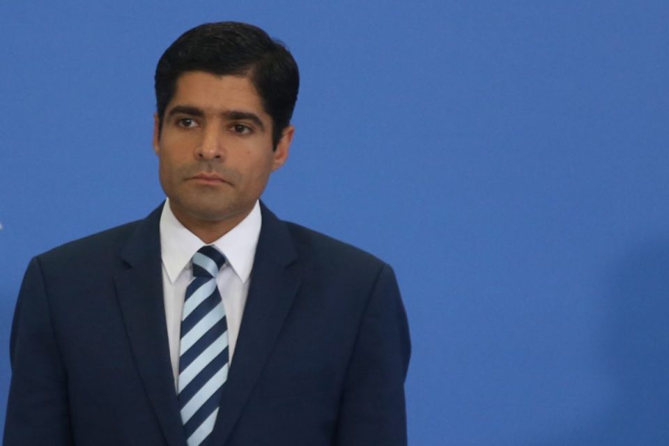 “Eu gosto de pobre”: ACM Neto explica visão sobre pobreza e oportunidades