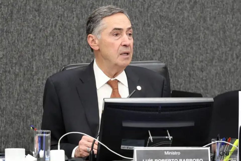 CNBB solicita nulidade do voto de Barroso em julgamento do aborto no STF