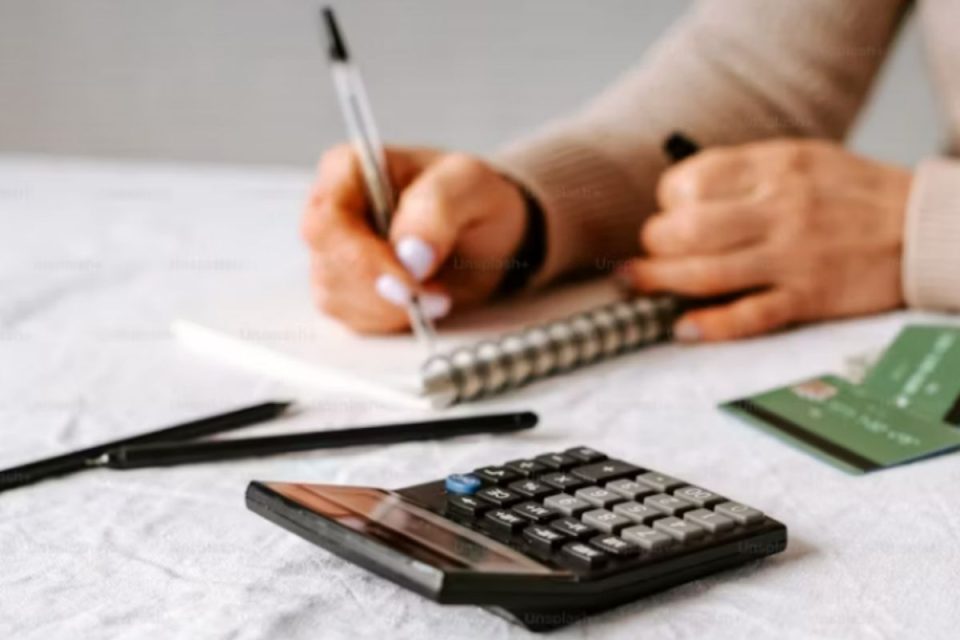 6 dicas para organizar suas finanças e garantir todos os pagamentos de janeiro