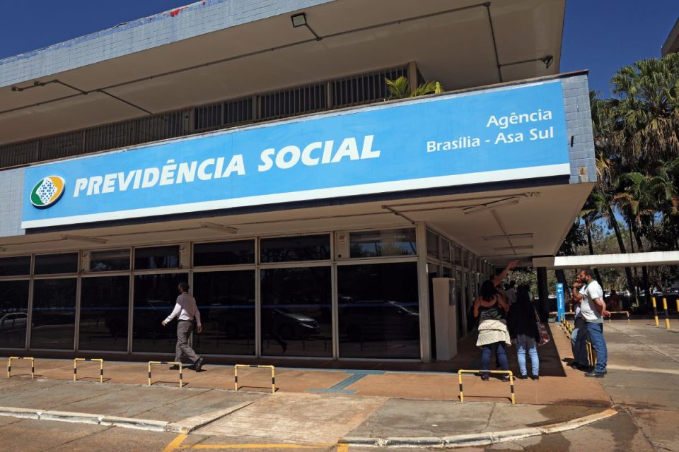 INSS convoca milhões de beneficiários para realizar prova de vida e evita bloqueio de pagamentos
