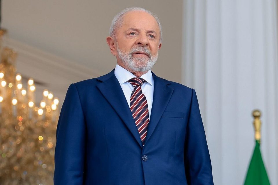 Lula afirma que vai disputar quarto mandato à Presidência em 2026