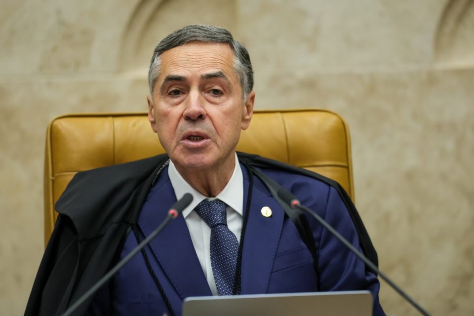 Barroso anuncia aposentadoria do STF após 12 anos na Corte