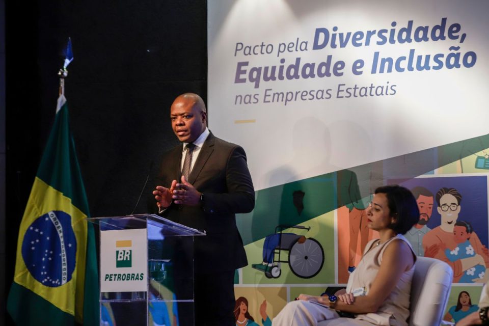 STF avança na análise do caso Silvio Almeida após indiciamento; veja detalhes