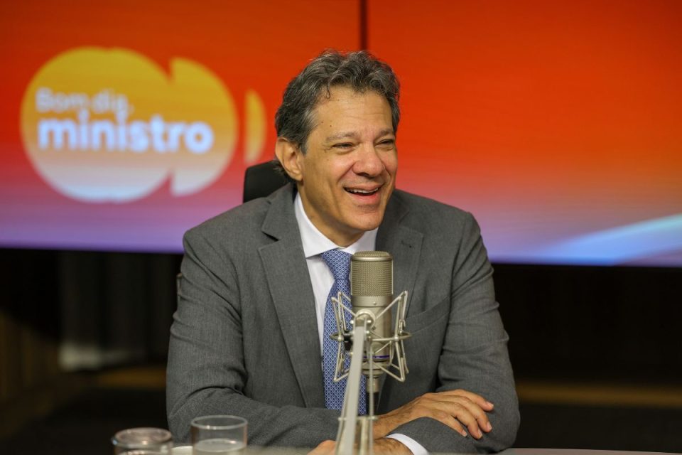 Haddad aposta em retomada do diálogo com os EUA após ligação entre Lula e Trump