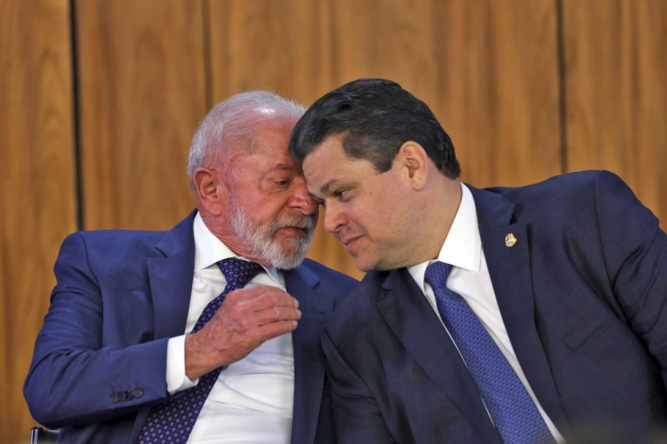 Lula e Alcolumbre