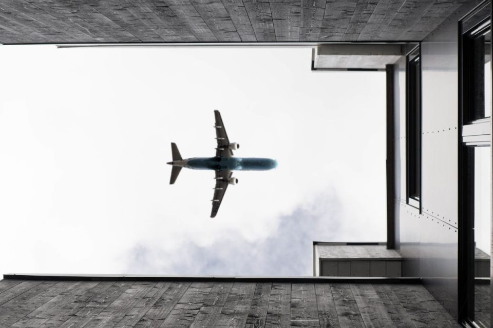 Azul recebe 42º Embraer 195‑E2 para reduzir custos e modernizar frota