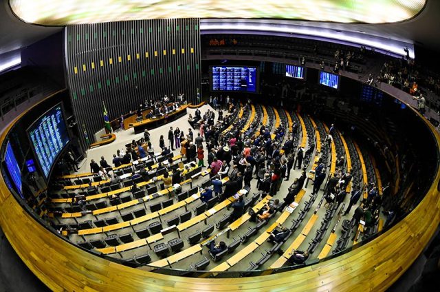 Congresso Nacional em ritmo lento após o primeiro turno