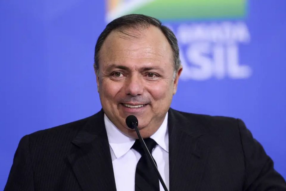 Ex-ministro de Jair Bolsonaro comenta sobre o caso de Flávio: “Fez tudo sem dolo”