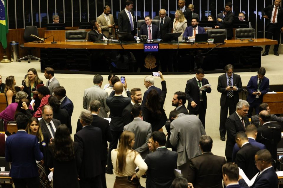 O que prevê o PL Antifacção aprovado pela Câmara?